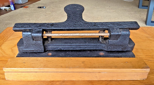 Vintage four hole cast iron - vintage, four-hole