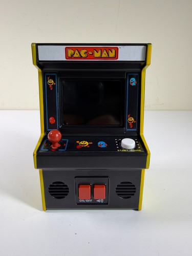 Pac man namco bandai - pac-man,