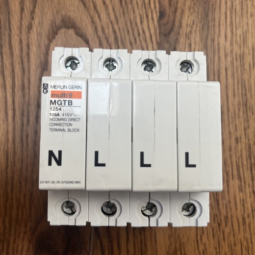 Merlin gerin schneider - multi, 9