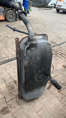 Fuel tank mercedes - w124, w