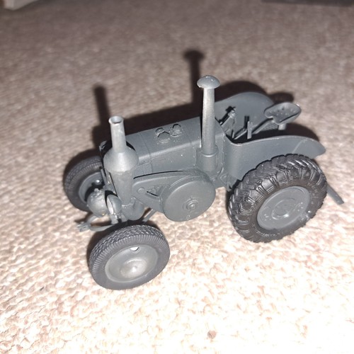 Tamiya german military tractor - tamiya,