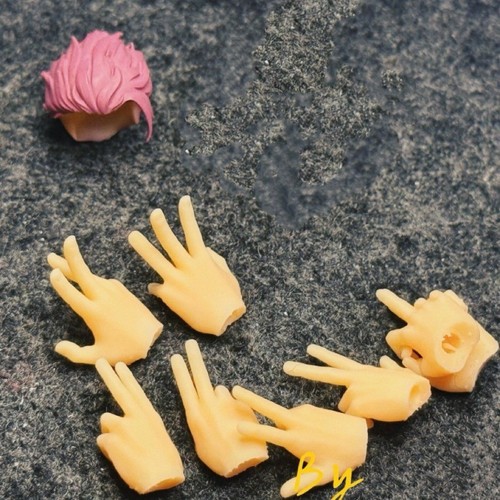 Custom hair hand - 1/12,