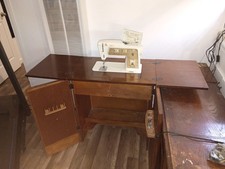 The Singer Golden Touch & Sew