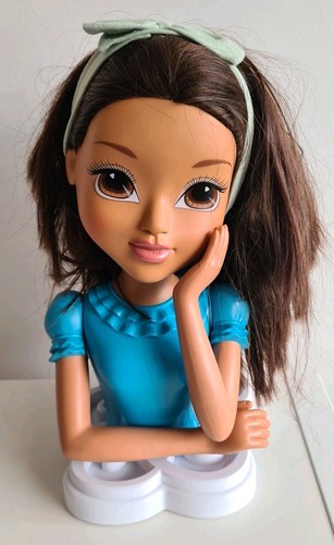 Moxie girls hair makeover - moxie,