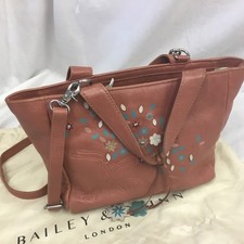 Bailey & Quinn Leather Handbag tan With Dustbag 30cm x 18cm