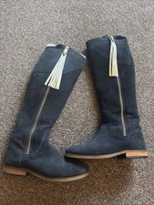 Rydale Size 4 Blue Suede Boots With Tassels