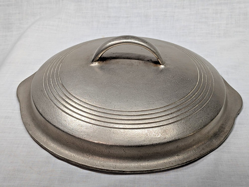 Wagner ware cast iron skillet - cast,