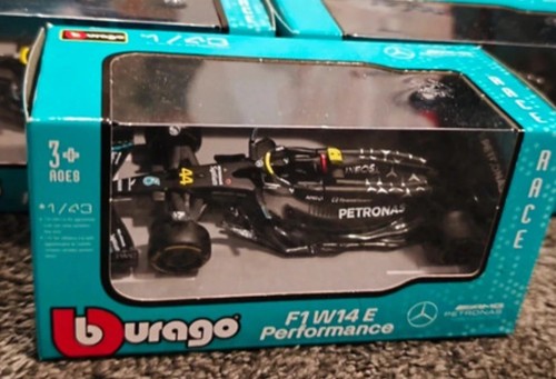 Bburago mercedes amg - bburago,