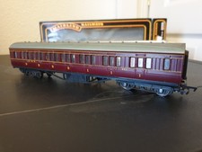 Mainline 37-109 lms 57' 1st/3rd class corridor coach 3621 crimson