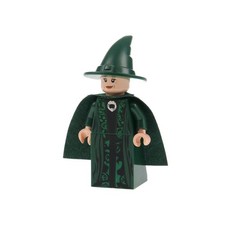 1X Lego Minifigure HP Professor Minerva McGonagall Robe Hat Cape 4842 HP093