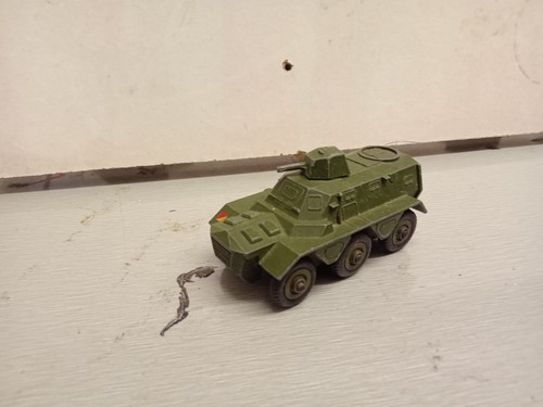 Dinky saracen armoured - ,