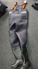 Black 5mm Neoprene Chest Wader, Thermal Insulation, Size 7 Boot