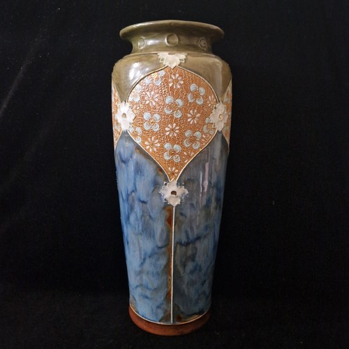 Rare beautiful royal doulton - rare,