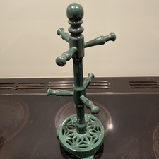 Vintage Cast Iron Mug Tree Stand Holder - Storage 6 Mugs. Green. Rubber Feet