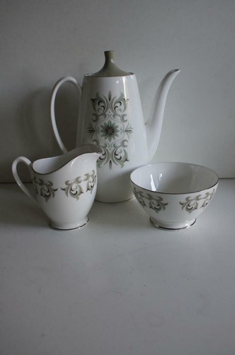 Lovely ridgeway potteries - ridgeway,