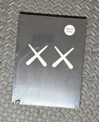 Kaws warhol phaidon signed - kaws,