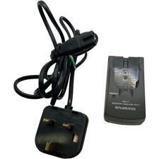 Olympus L-ion Battery Charger  Only Li-10C   For LI-10 B Battery  & PSU