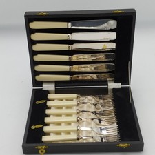 Vintage Faux Ivory Handle Cutlery Set 12pc Knives Forks Silver Plated Boxed