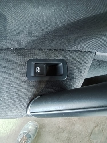 Window switch front left - front,