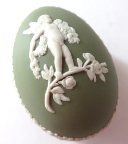 Wedgwood green jasperware egg - wedgwood,