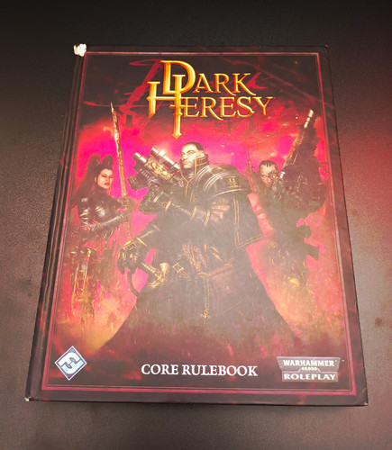 Dark heresy core rulebook - dark, 1e