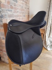 17” XW Thorowgood Griffin Standard GP Saddle - Black