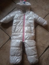 Girls lovely unicorn 2-3 years white snowsuit Great condition 