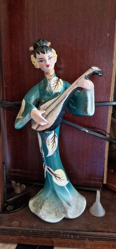 Chinese keisha figurine - chinese,