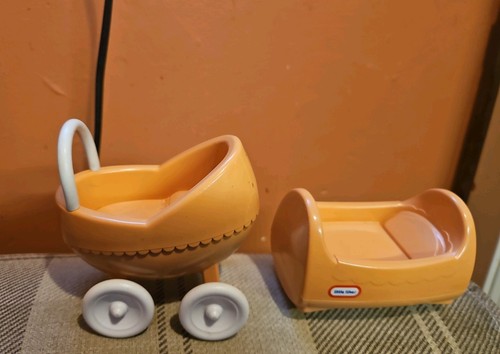 Little tikes dolls house - dolls, (9