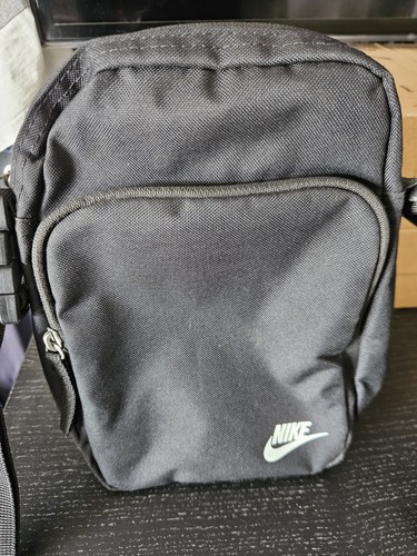 Nike black crossbody bag - nike,