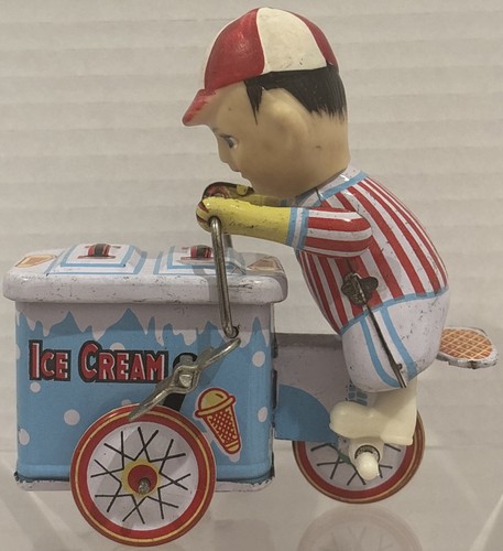 Vintage ice cream vendor - vendor, cart
