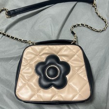 MARY QUANT 8-inch Quilted