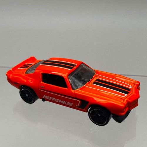 Hot wheels chevy camaro - 70,