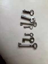 A Selection of Hollow Barrelled Antique Keys (7) In Total All In Good Used Cond