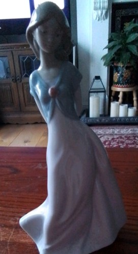 Nao lladro truly love - in,