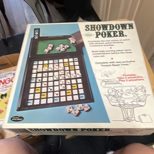 Lowe showdown poker - e.s., board