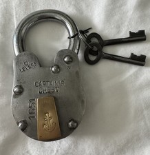 Captains Chest Lock Gold
