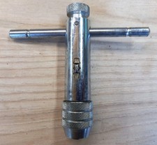 A Lovely Condition Vintage Reversible Ratchet Tap Wrench