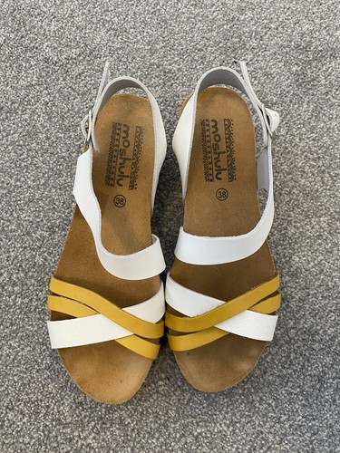 Moshulu women wedge sandals - women's,