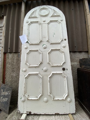 Massive antique gothic - massive,