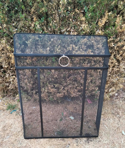 Black metal fire screen - , spark