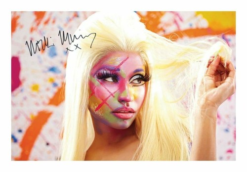 Nicki minaj autograph signed - minaj,