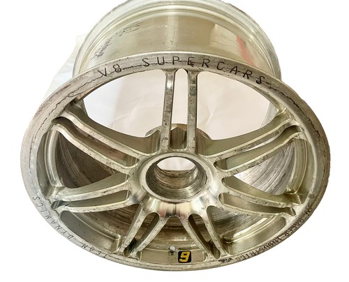 Erebus commodore v8 - erebus,