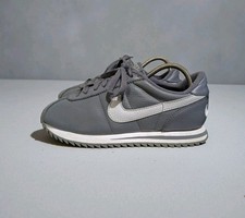 Vintage 2000 Nike Cortez Basic