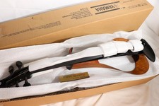 YAMAHA YEV105 BL Standard Electric Violin 5-Strings YEV105BL Black 4/4 607mm