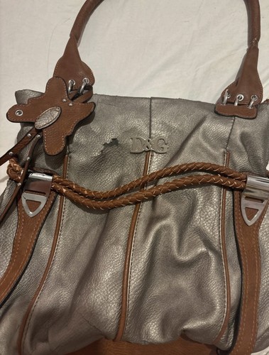 Metallic bronze brown - metallic,