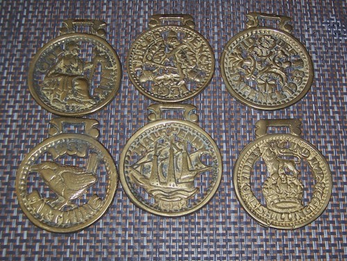 Vintage six horse brass - horse, coins