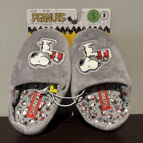 Peanuts snoopy kids slippers - peanuts,