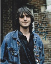 Neil Morrissey   **HAND SIGNED**  10x8 photo  ~  AUTOGRAPHED