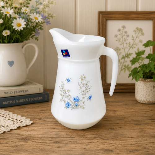 Vintage luminarc france milk - france,